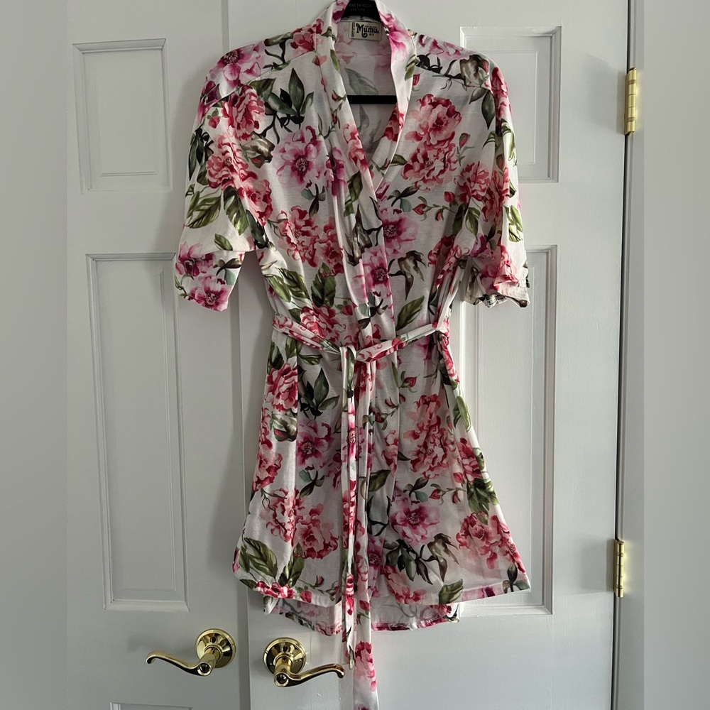 Show Me Your Mumu short sleeve floral robe
